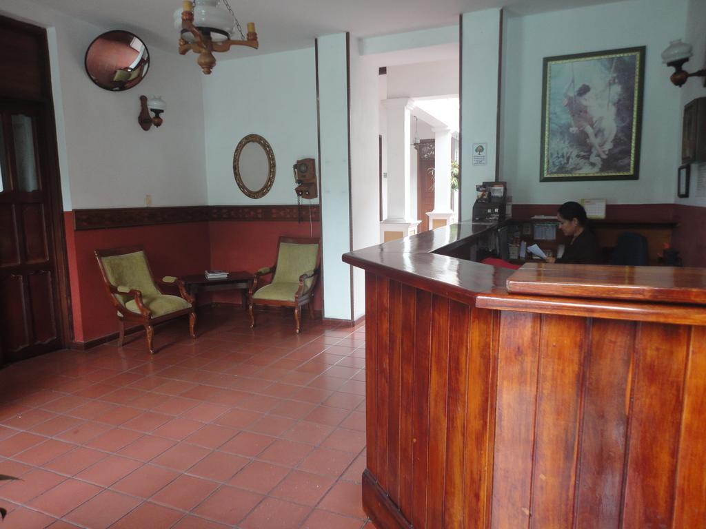 Hotel Hostal Del Regidor Ltda Буга Экстерьер фото